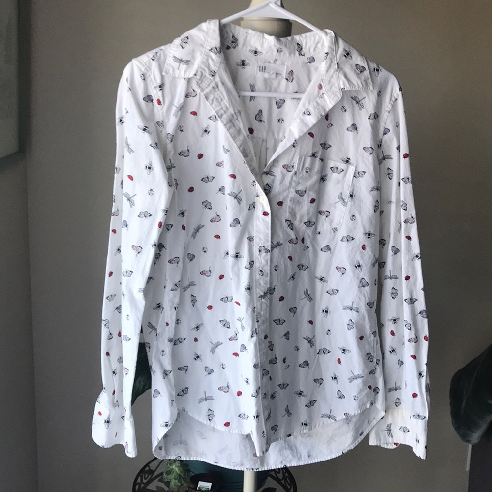 GAP Fitted Boyfriend Tee
